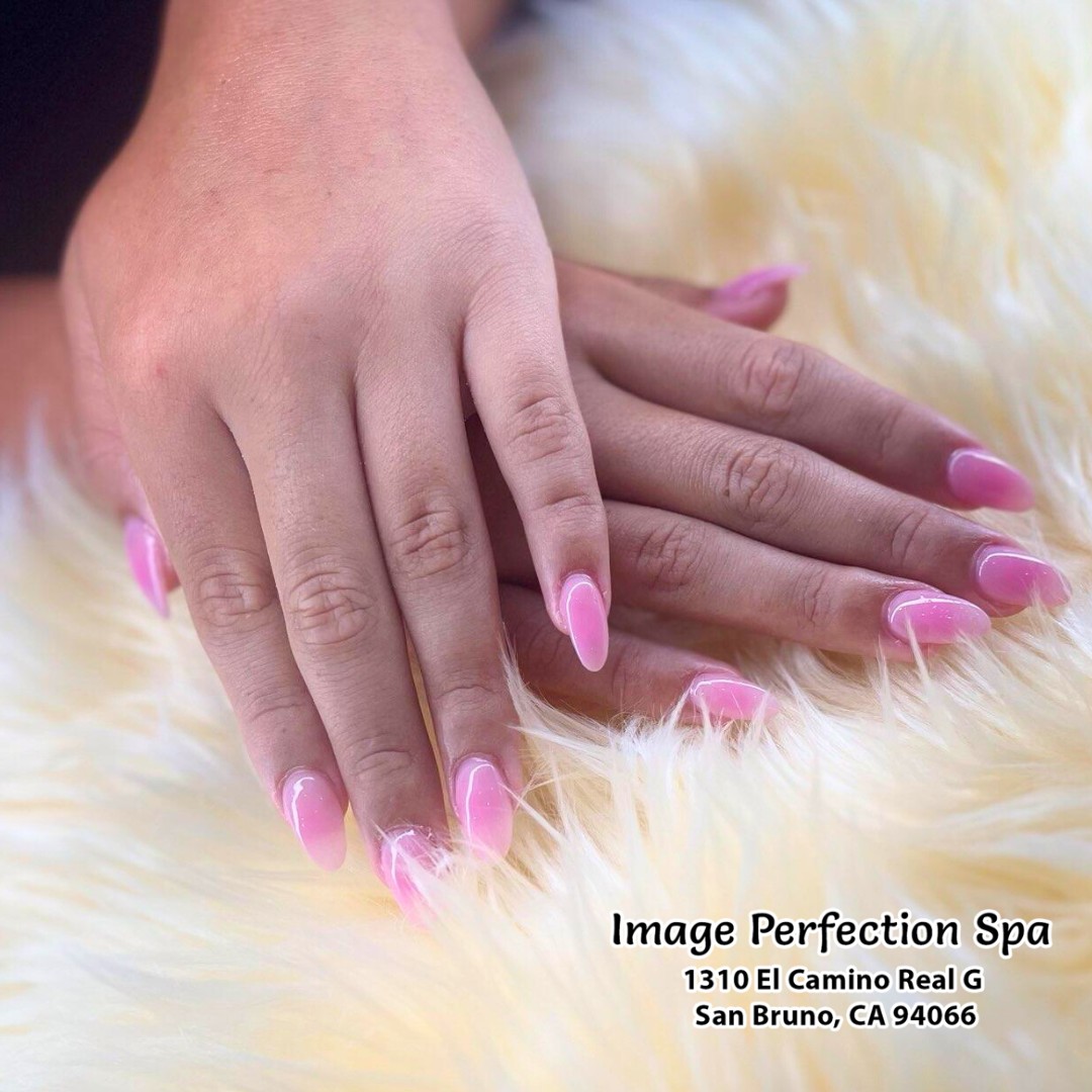 Trending Nail Designs for March 2026